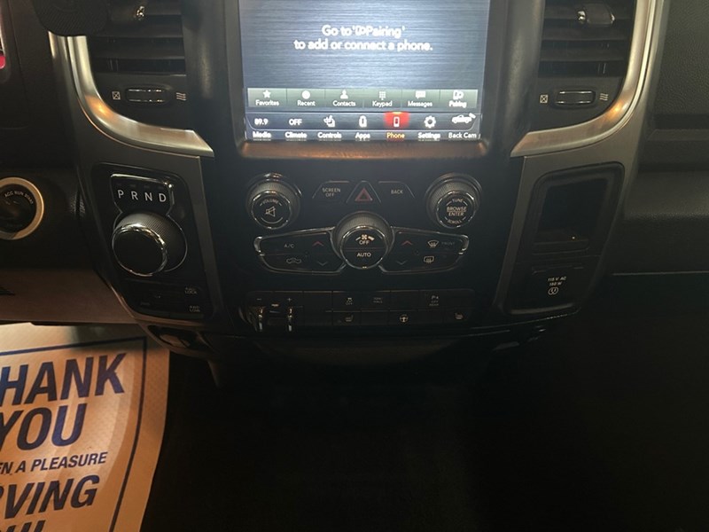 2021 RAM 1500 Classic Warlock 4x4 Crew V8 | Sunroof | Local Trade
