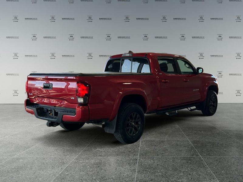 2020 Toyota Tacoma 4x4 Double Cab | Low KM's