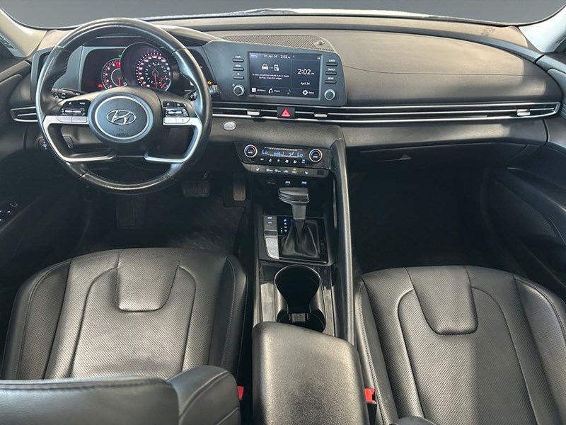 2021 Hyundai Elantra Ultimate IVT | Low KM's