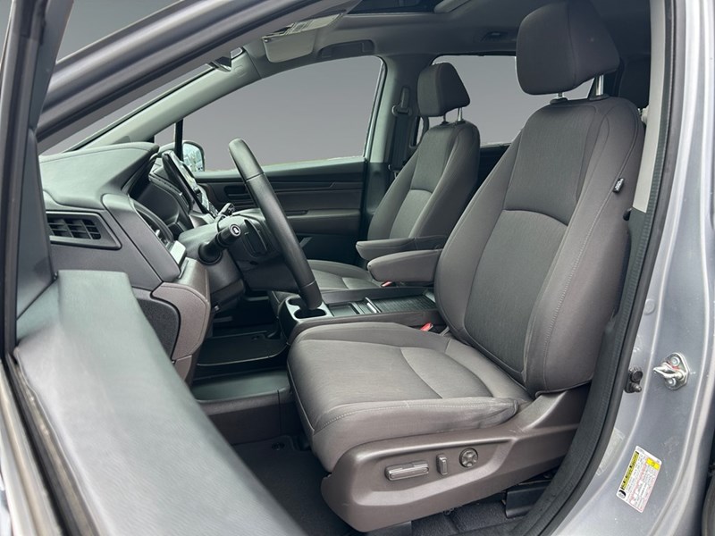 2019 Honda Odyssey EX | 8-Pass | Ultra Low KM's