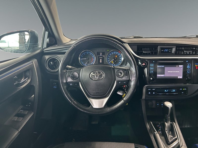 2019 Toyota Corolla SE | Ultra Low KM's