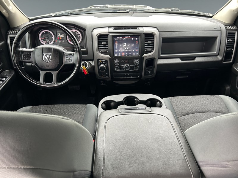 2019 RAM 1500 Classic Express Night 4X4