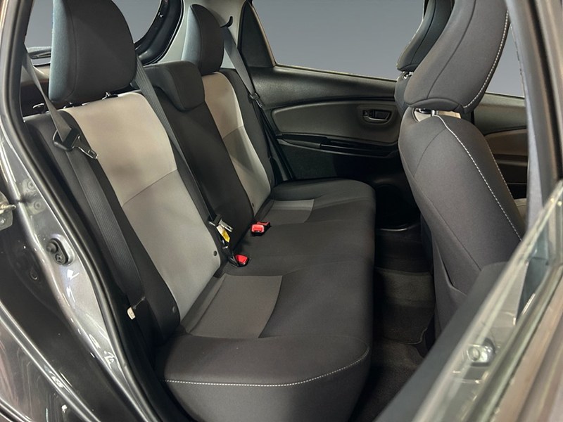 2019 Toyota Yaris LE Hatch | Ultra Low KM's