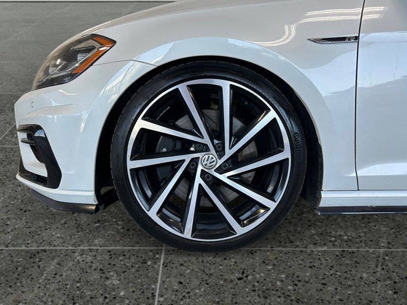 2019 Volkswagen Golf R | 6-Speed