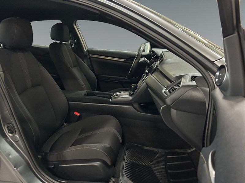 2020 Honda Civic LX Hatch | Low KM's