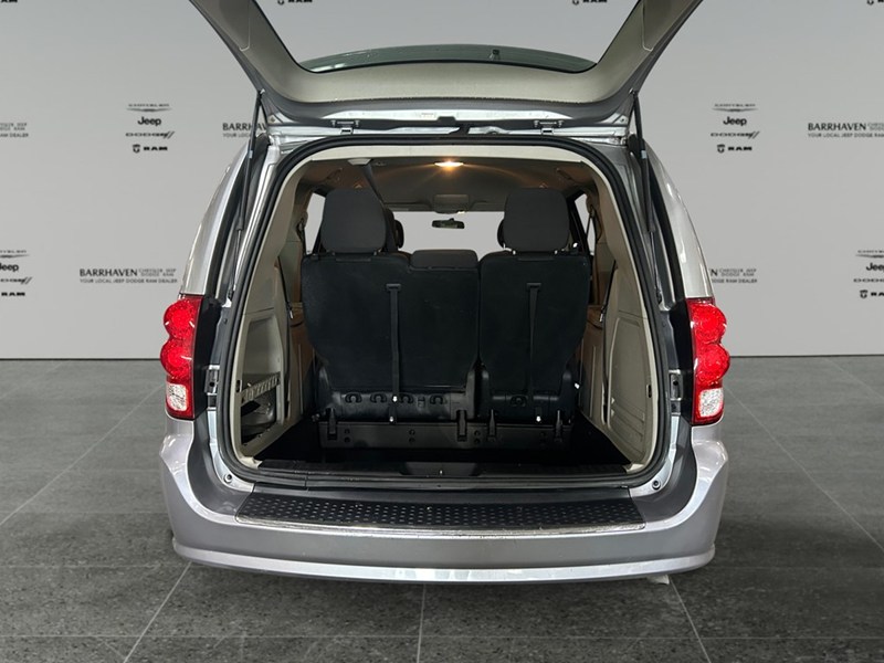 2017 Dodge Grand Caravan SXT | Stow N GO