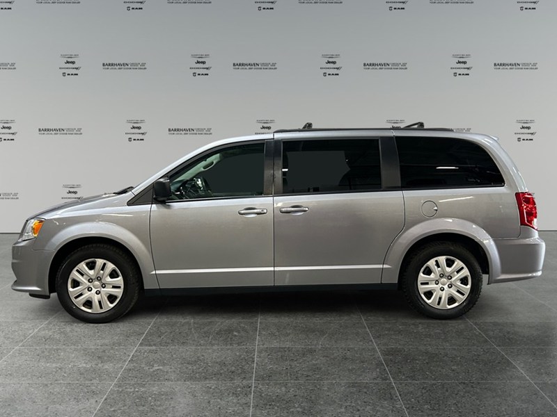 2017 Dodge Grand Caravan SXT | Stow N GO