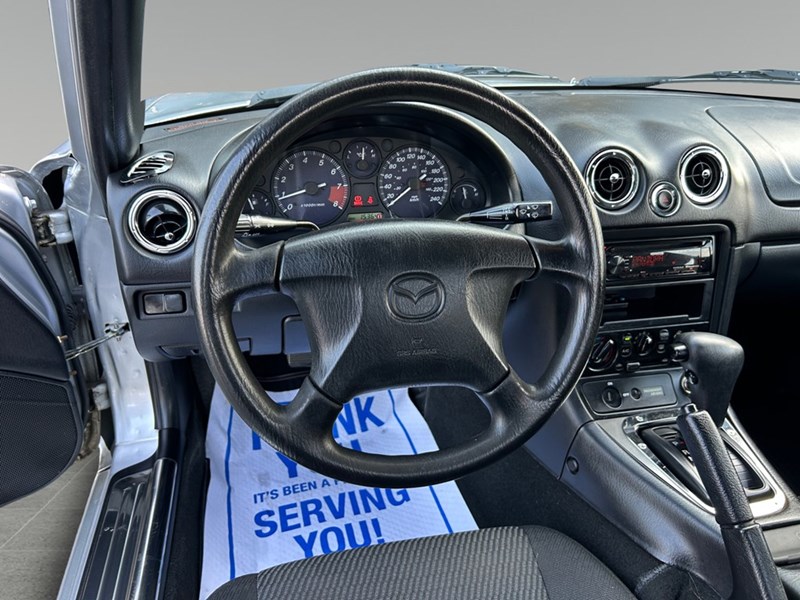 2000 Mazda MX-5 Miata Coupe Convertible Auto