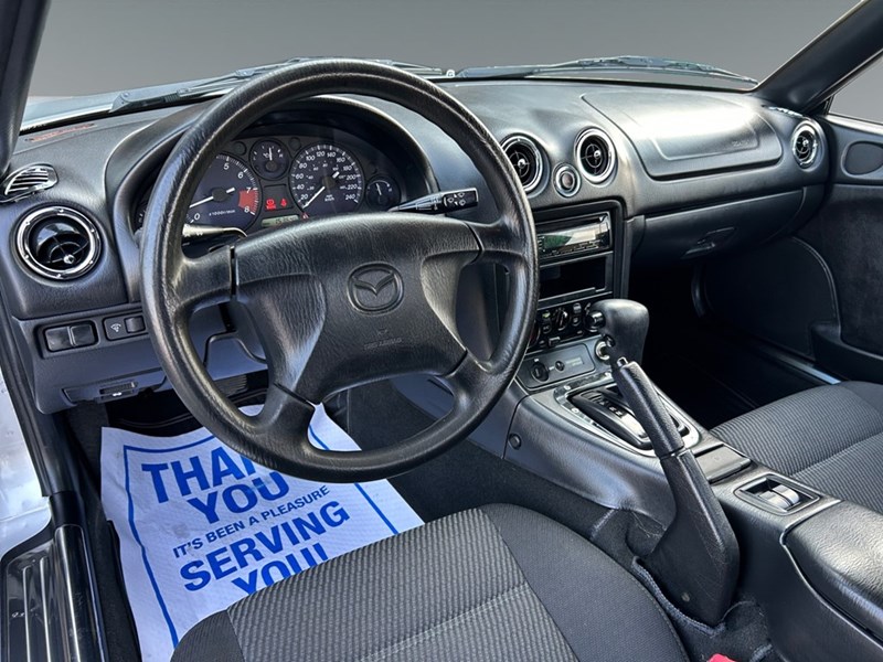 2000 Mazda MX-5 Miata Coupe Convertible Auto