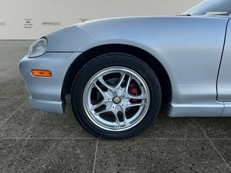 2000 Mazda MX-5 Miata Coupe Convertible Auto