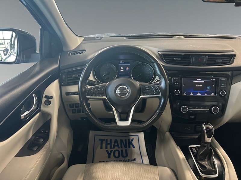 2019 Nissan Qashqai SV CVT | Sunroof | Ultra LOW KM's