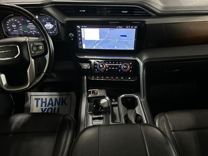 2023 GMC Sierra 1500 4WD Crew Cab 147" Denali