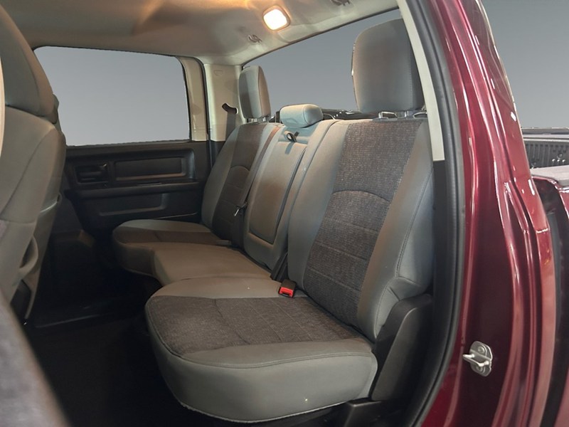 2019 RAM 1500 Classic Express 4x4 Crew