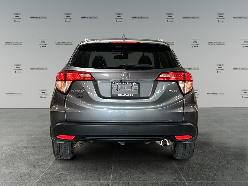 2017 Honda HR-V AWD EX-L w/Navi | Ultra Low KM's