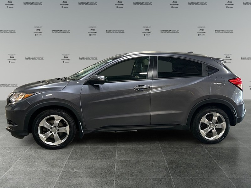 2017 Honda HR-V AWD EX-L w/Navi | Ultra Low KM's
