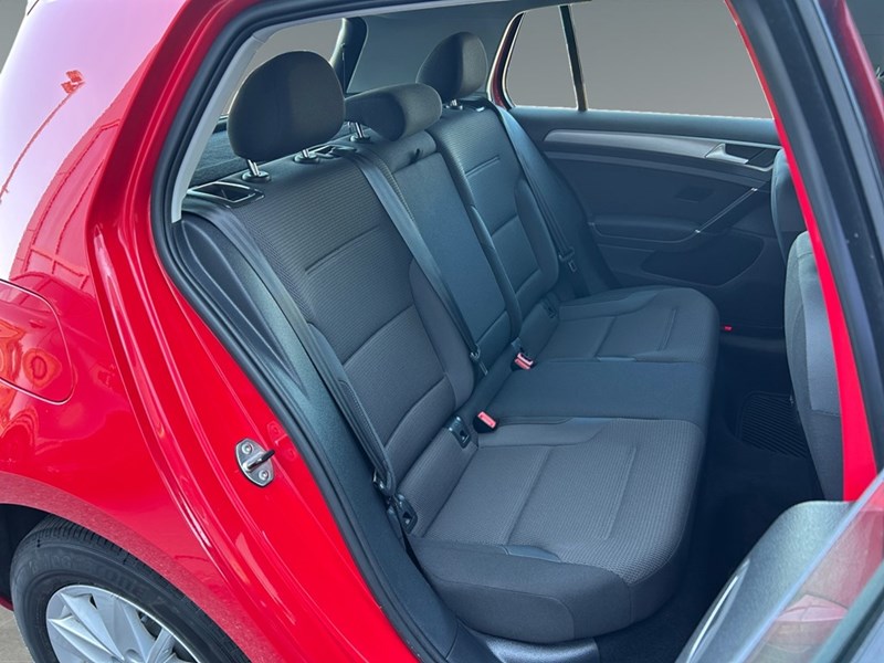 2017 Volkswagen Golf 1.8 TSI Comfortline | Ultra Low KM's