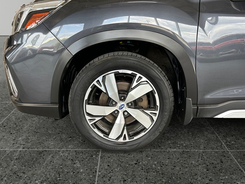 2019 Subaru Forester 2.5i Premier w/EyeSight Pkg