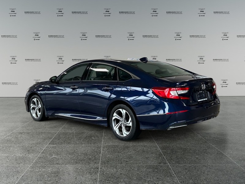 2018 Honda Accord EX-L | Low KM's