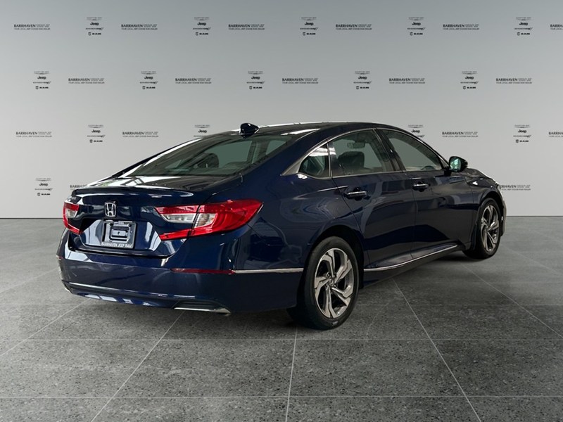 2018 Honda Accord EX-L | Low KM's