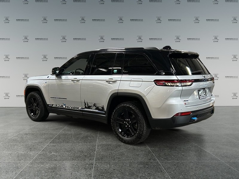 2022 Jeep Grand Cherokee 4xe Trailhawk 4x4