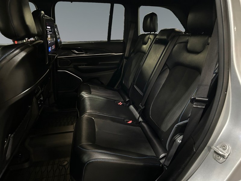 2022 Jeep Grand Cherokee 4xe Trailhawk 4x4