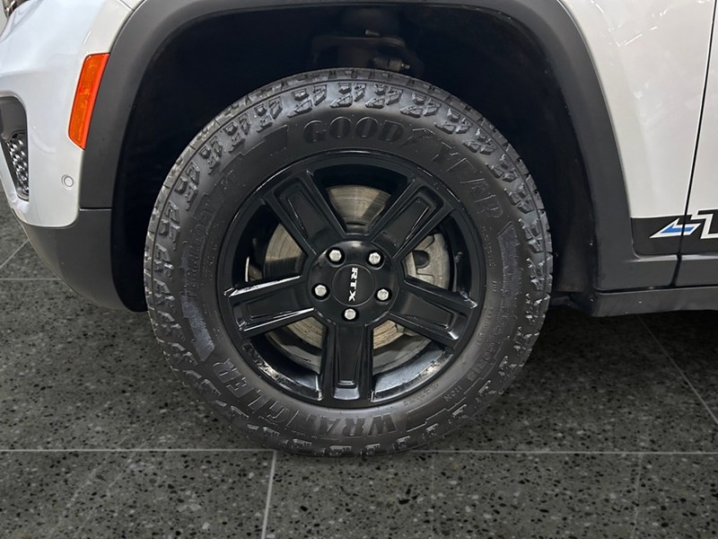 2022 Jeep Grand Cherokee 4xe Trailhawk 4x4