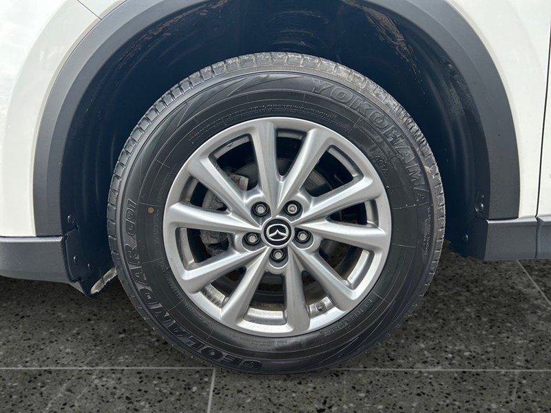 2022 Mazda CX-5 GS AWD | Low KM's