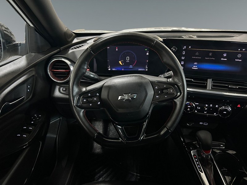 2025 Chevrolet Trax 2RS | Like NEW