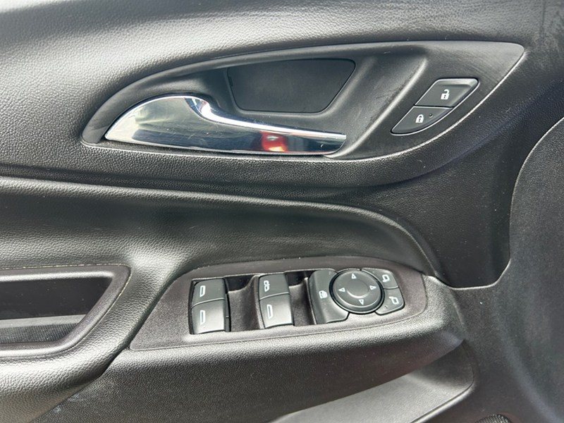 2020 Chevrolet Equinox AWD LT w/1LT | Low KM's