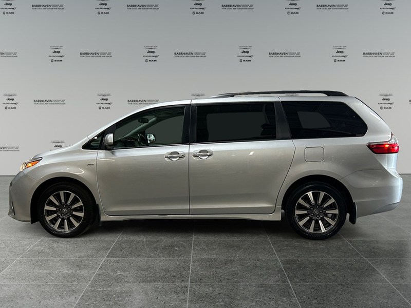 2020 Toyota Sienna XLE 7-Passenger AWD