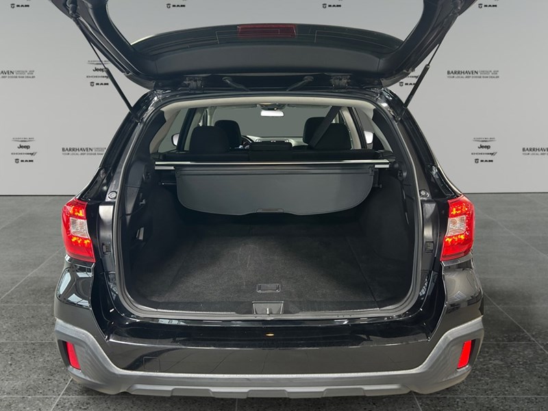 2019 Subaru Outback 2.5i | Low KM's