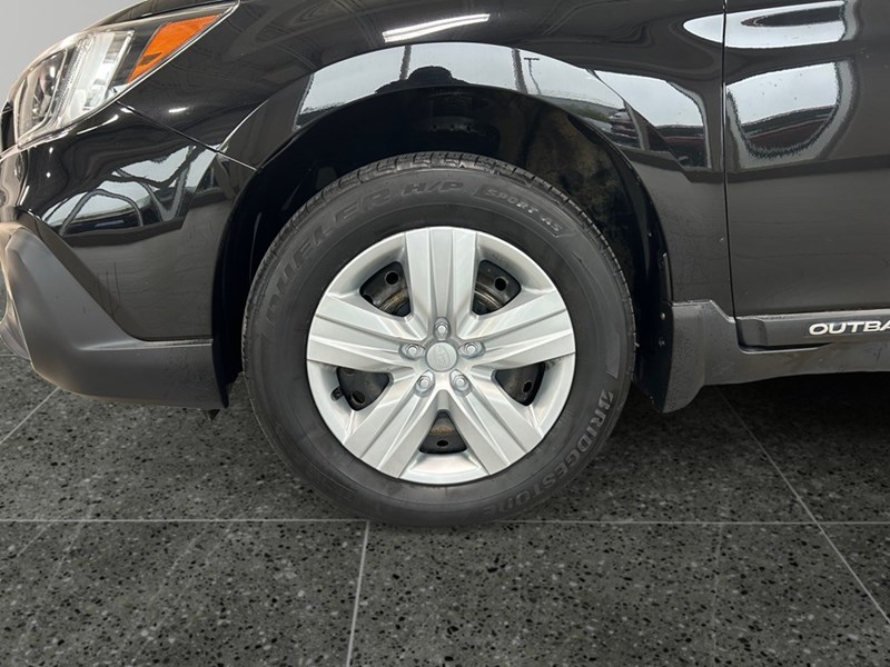 2019 Subaru Outback 2.5i | Low KM's