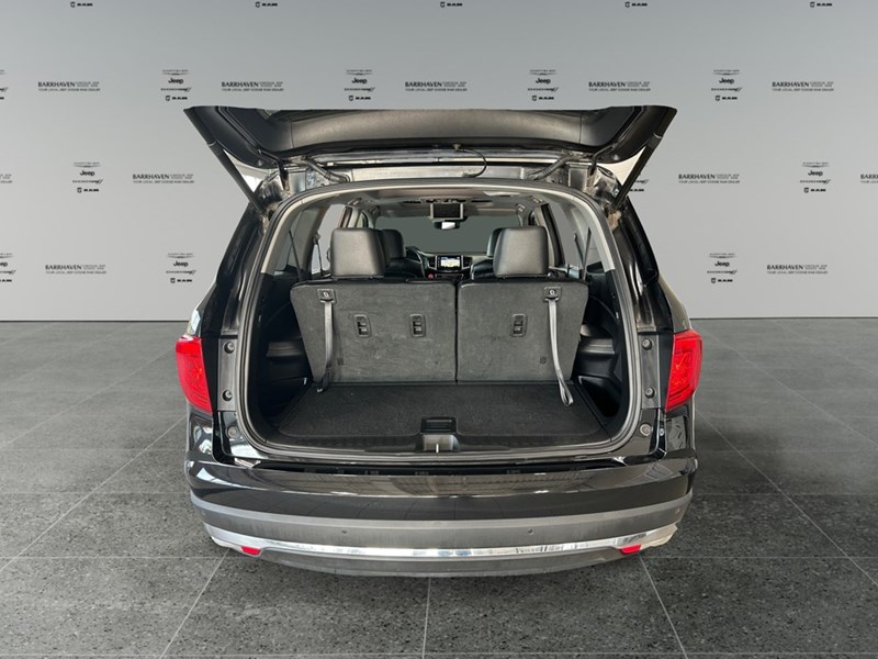 2018 Honda Pilot Touring | Low KM's