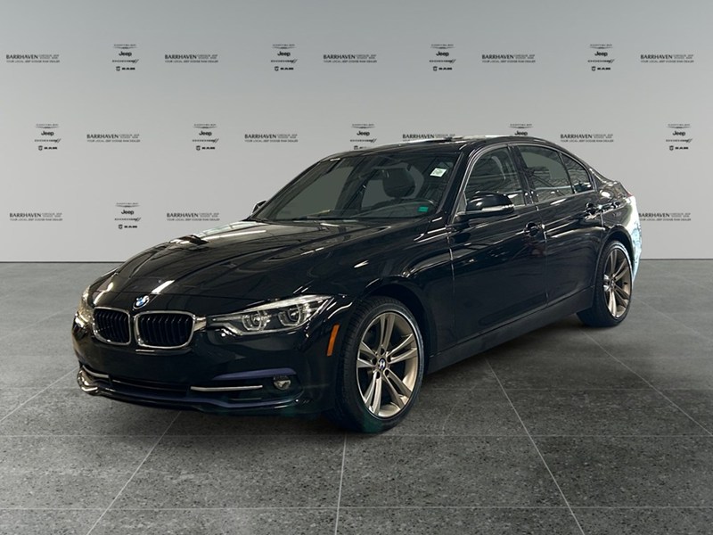 2018 BMW 330 330i xDrive | Low Km's