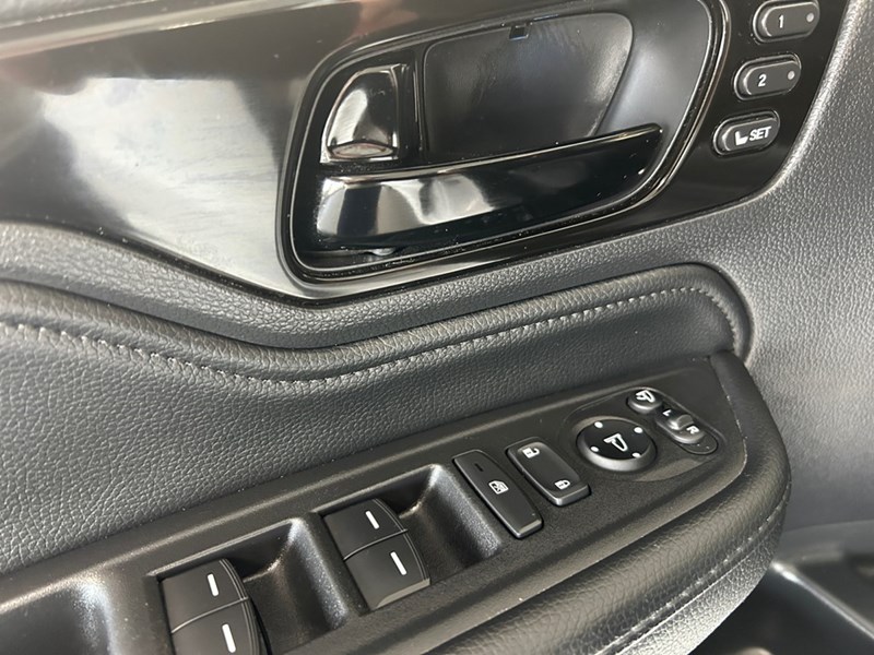 2025 Honda Odyssey Touring Auto