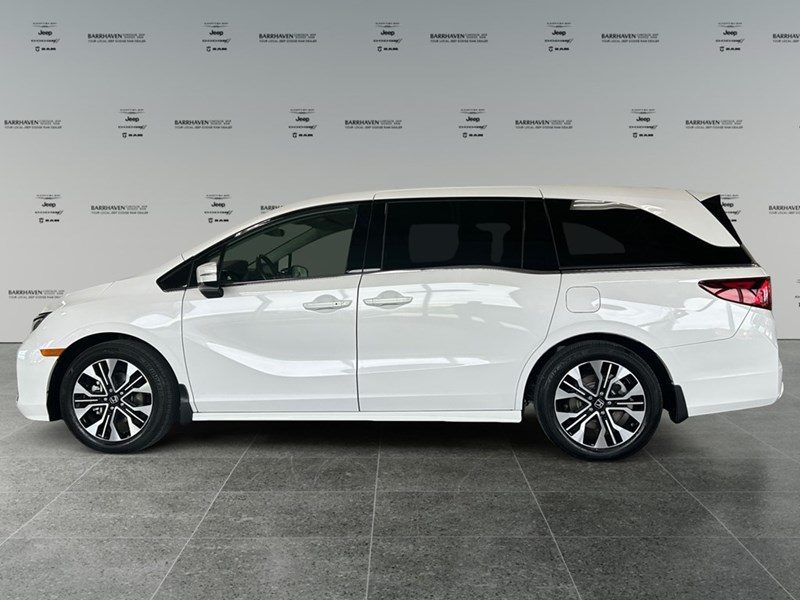 2025 Honda Odyssey Touring Auto