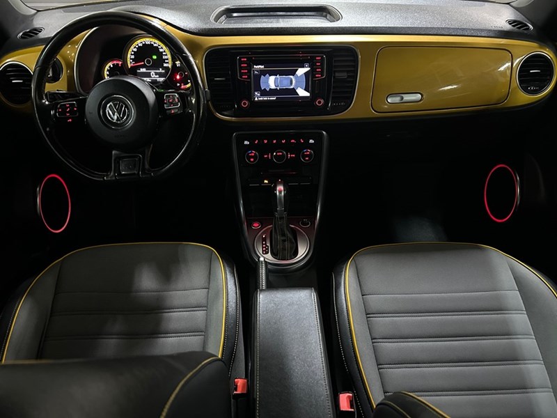 2017 Volkswagen Beetle Coupe Convertible Dune | Low KM’s