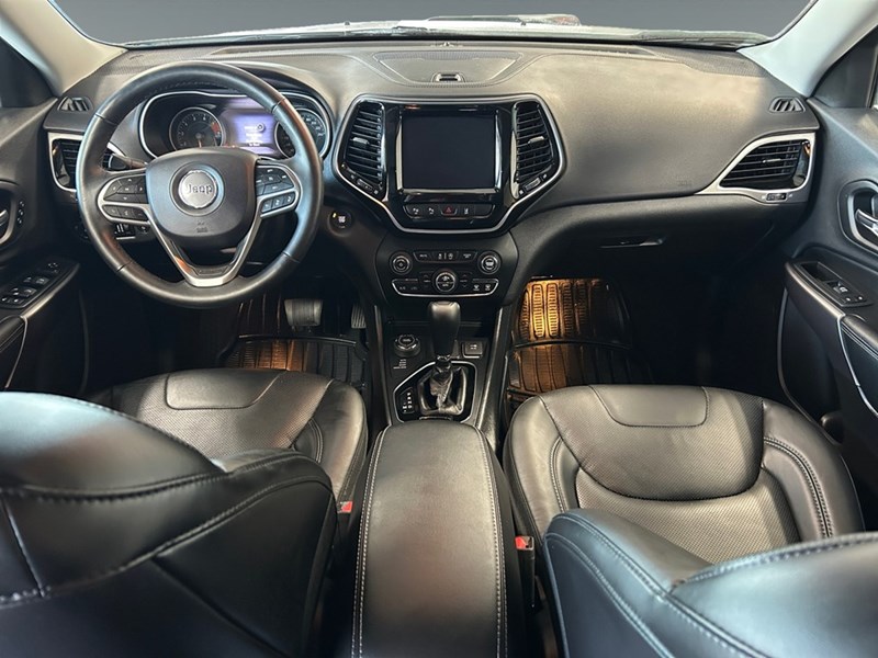 2019 Jeep Cherokee Limited 4x4 | Ultra Ultra Low KM's