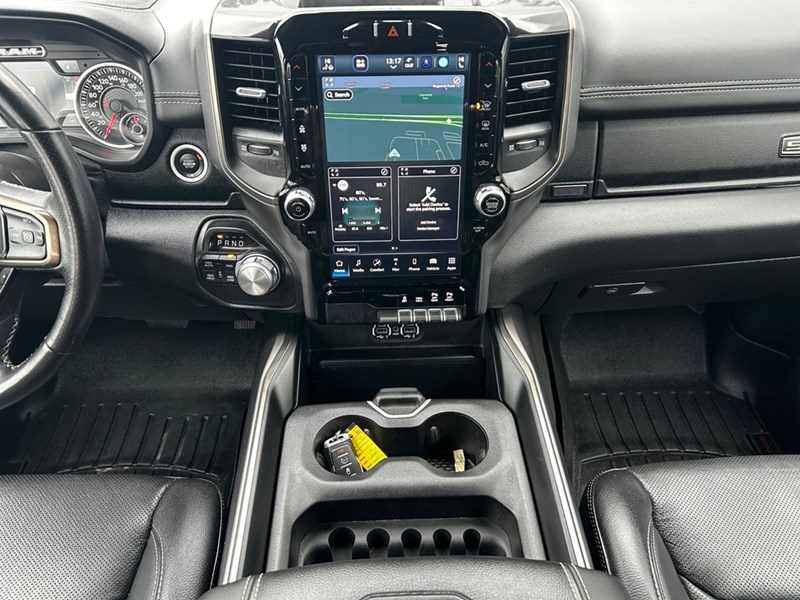 2022 RAM 1500 Sport 4x4 Crew | Low KM's