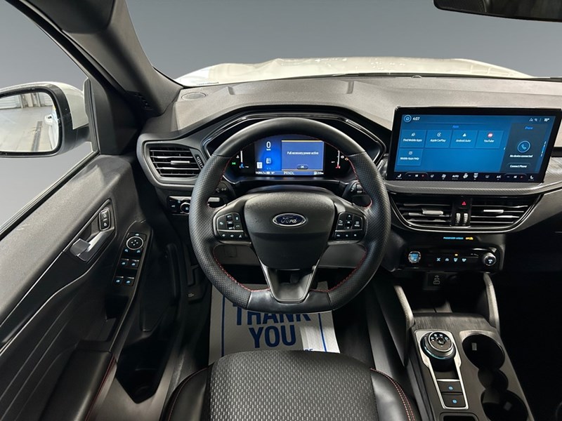 2025 Ford Escape ST-Line Select AWD | Like NEW