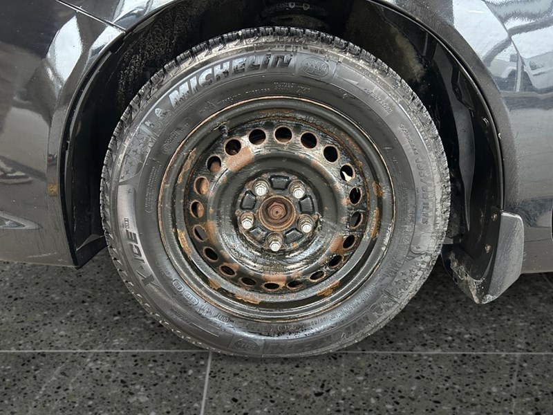 2012 Honda Civic Auto LX | Low KM's | Local Trade