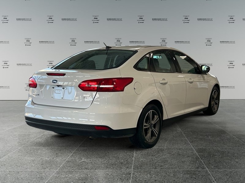 2017 Ford Focus SE | Low KM's