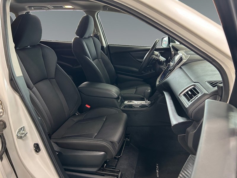 2023 Subaru Ascent Touring 7-Passenger | Low KM's