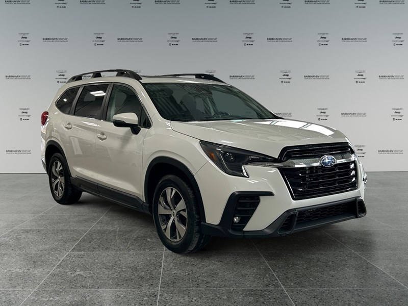 2023 Subaru Ascent Touring 7-Passenger | Low KM's
