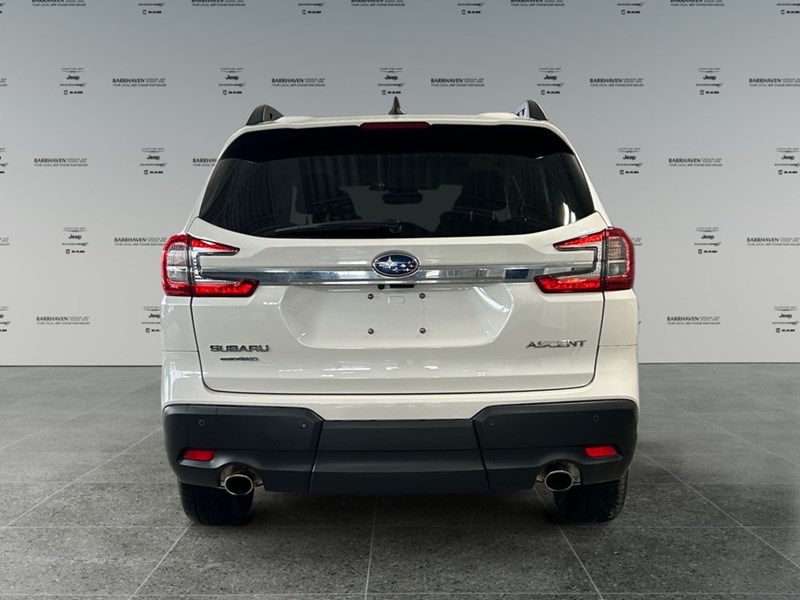 2023 Subaru Ascent Touring 7-Passenger | Low KM's