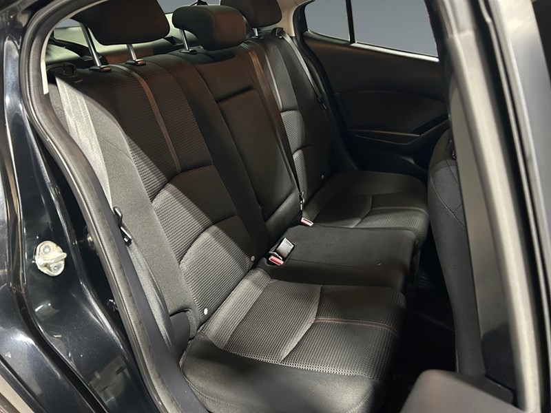 2018 Mazda Mazda3 GS | Sunroof | Ultra Low KM's