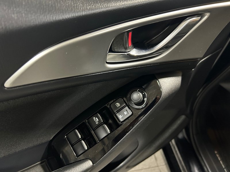 2018 Mazda Mazda3 GS | Sunroof | Ultra Low KM's