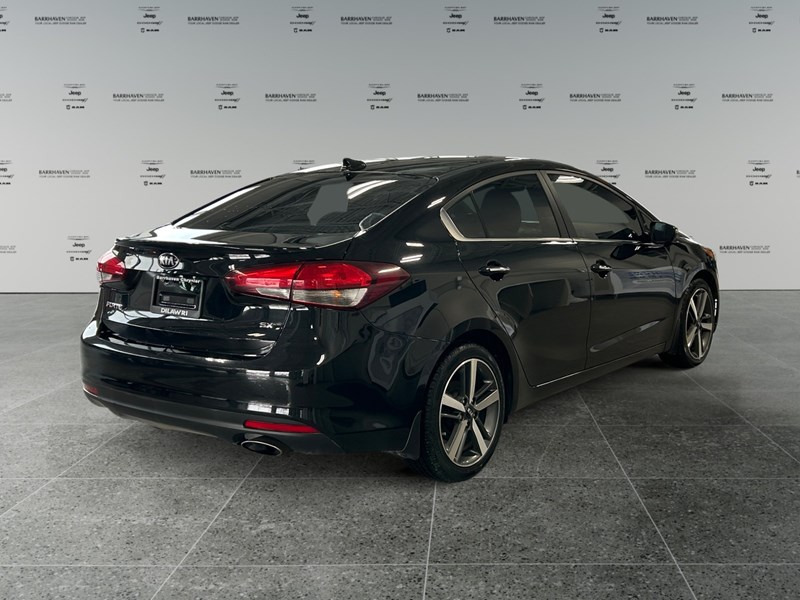 2017 Kia Forte SX | Leather | Sunroof | Nav | Low KM's