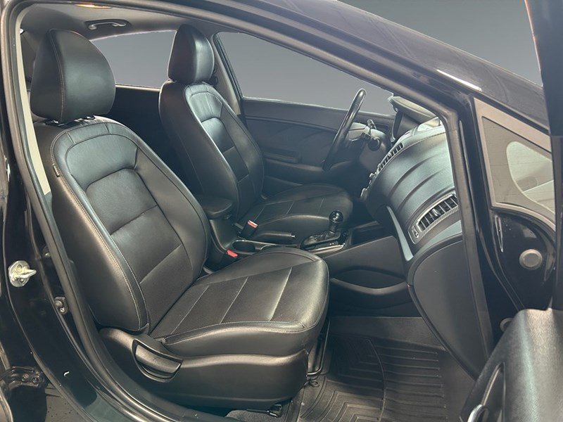 2017 Kia Forte SX | Leather | Sunroof | Nav | Low KM's