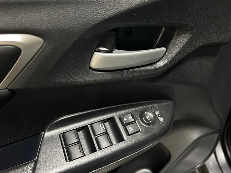 2019 Honda Fit LX w/Honda Sensing CVT | Ultra Low KM's